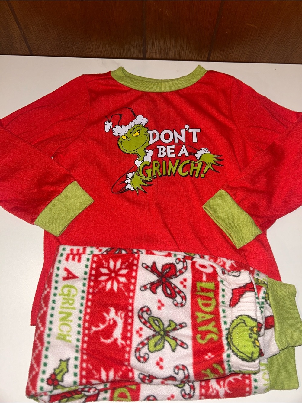 5/$20 Grinch | Holiday Pajama Set